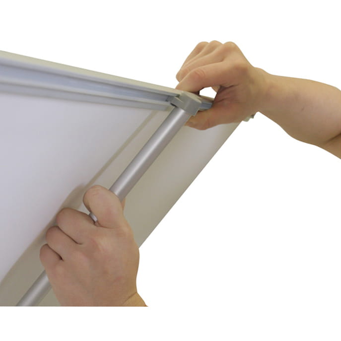 Montaż grafiki - Rollup Mosquito 85 x 200 cm stojak reklamowy jak Ścianka Reklamowa rozwijany z opcją wydruku